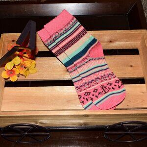Zoanne Anchor Womens Fair Isle Pattern Socks in Pink Gift Packaged